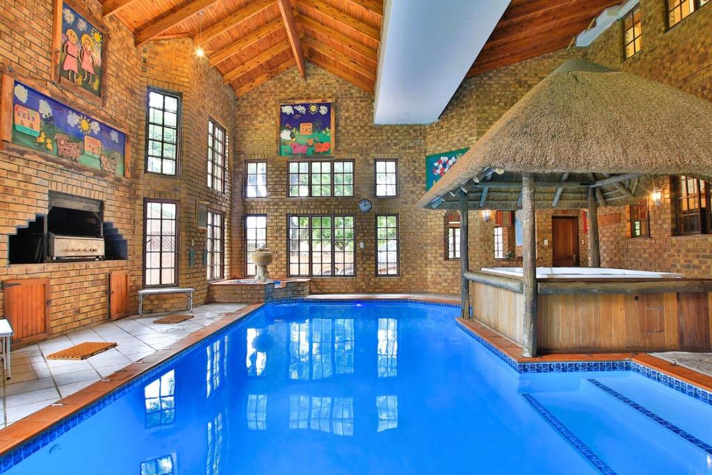 Mereke Manor indoor pool